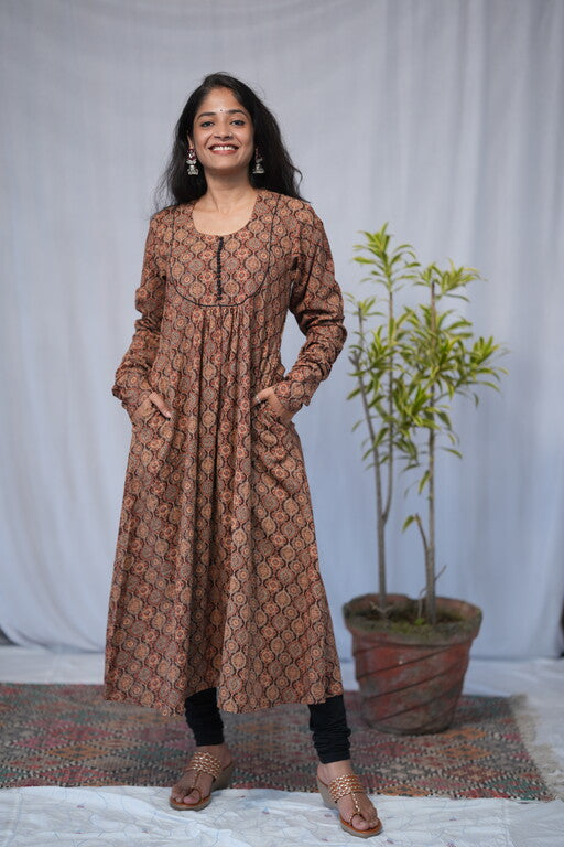 Kavya Cotton Brown Chudi Sleeves Aline Kurta