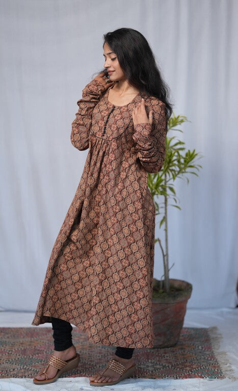 Kavya Cotton Brown Chudi Sleeves Aline Kurta