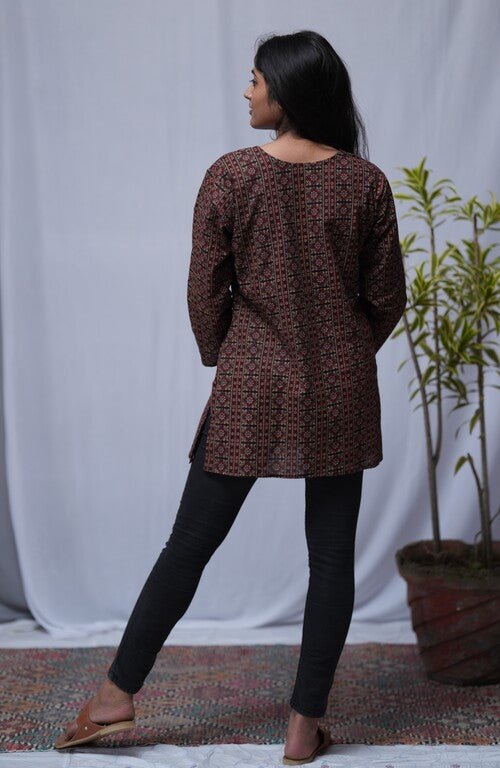 Rati Cotton Brown Straight Short Top Kurti