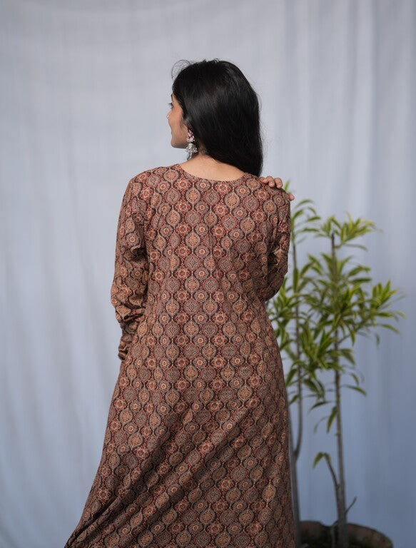 Kavya Cotton Brown Chudi Sleeves Aline Kurta